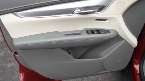 2017 Cadillac XT5 Premium Luxury