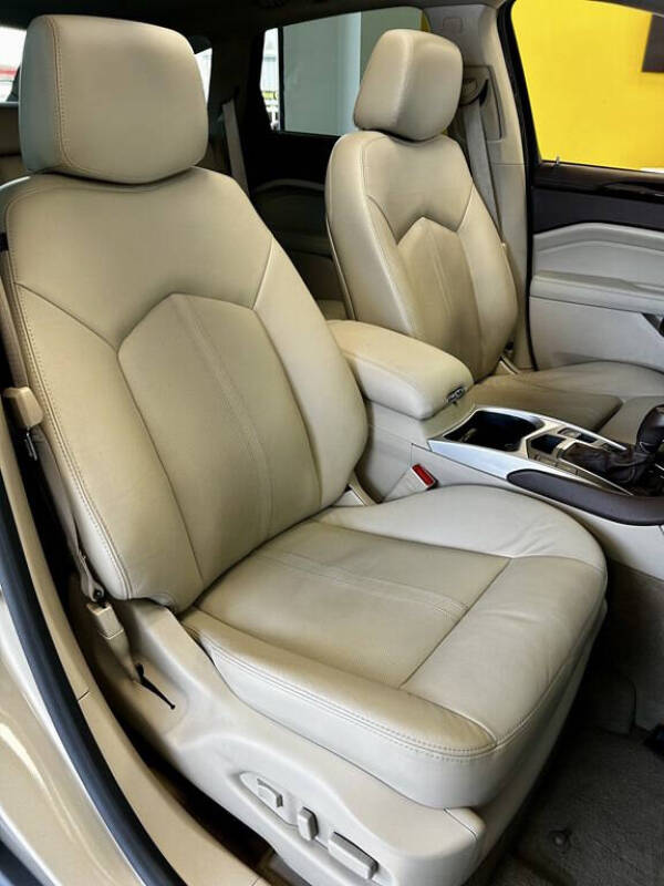 2011 Cadillac SRX Luxury Collection