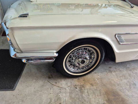 1965 Ford Thunderbird