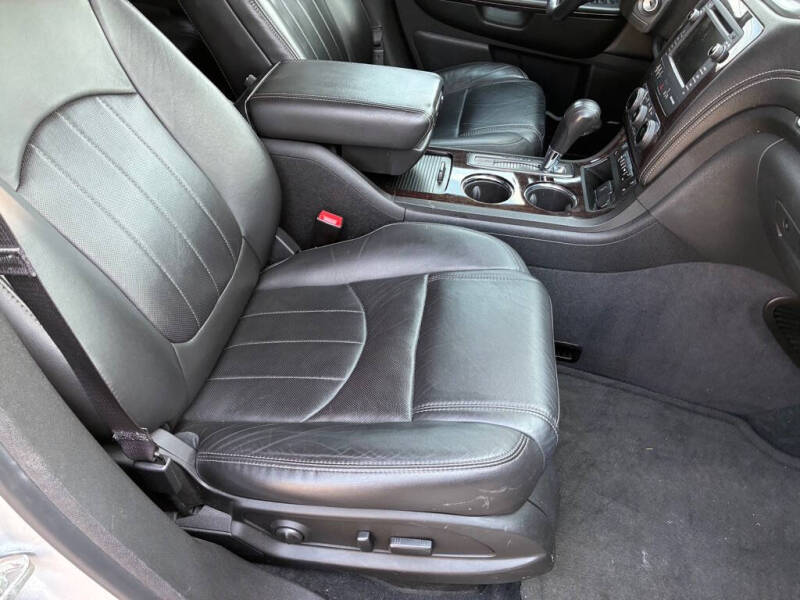 2016 Chevrolet Traverse LTZ