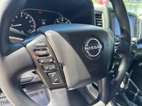 2024 Nissan Frontier SV