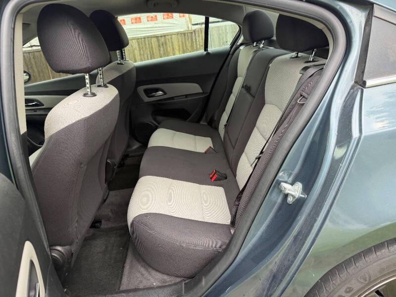 2012 Chevrolet Cruze LS