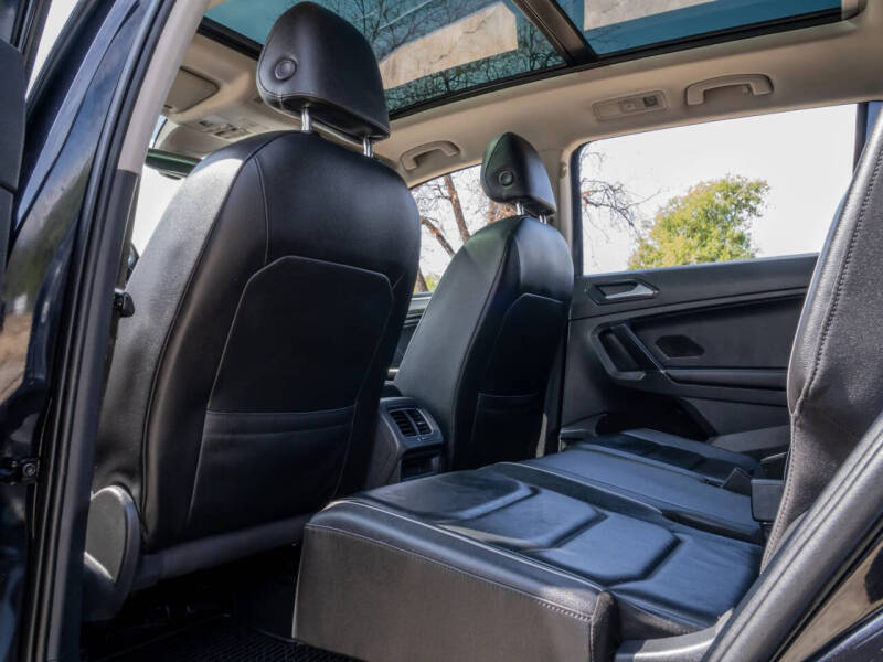 2018 Volkswagen Tiguan 2.0T SEL Premium