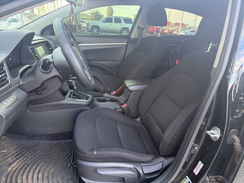 2020 Hyundai Elantra