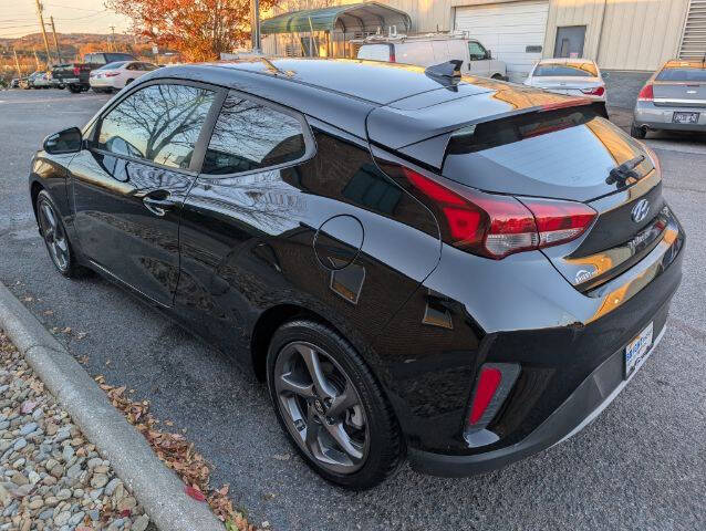 2020 Hyundai Veloster