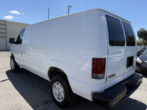 2008 Ford E-Series E-250