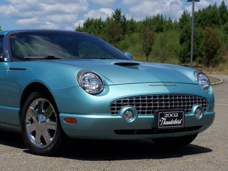 2002 Ford Thunderbird Deluxe