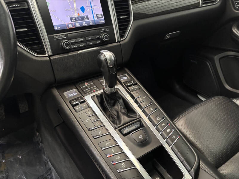 2018 Porsche Macan GTS