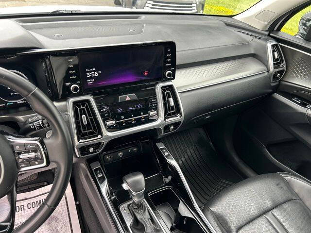 2023 Kia Sorento SX