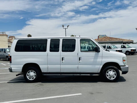 2013 Ford E-Series E-350 SD XL