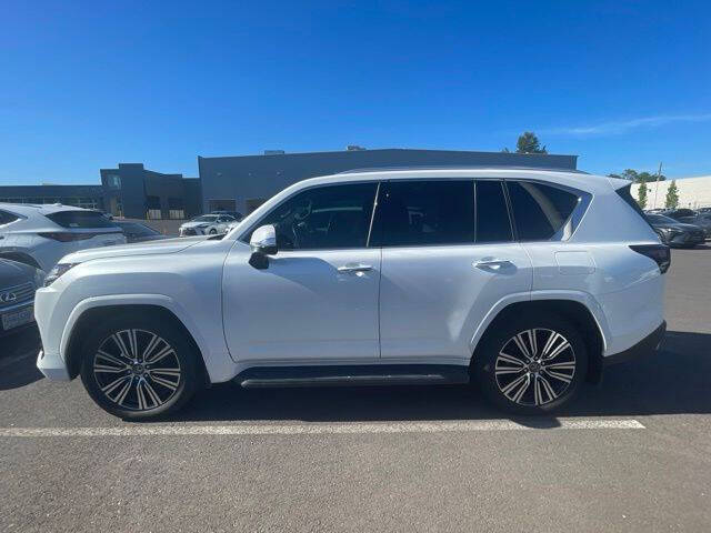 2025 Lexus LX 600 Luxury