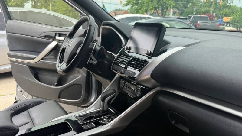 2024 Mitsubishi Eclipse Cross
