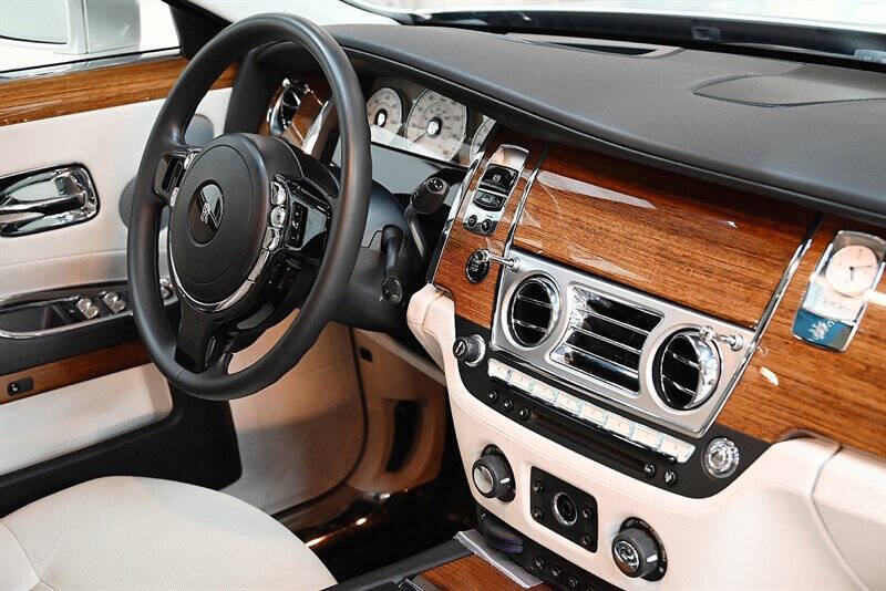 2013 Rolls-Royce Ghost 25