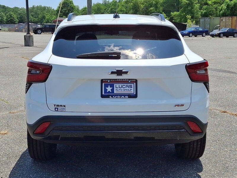 2024 Chevrolet Trax RS