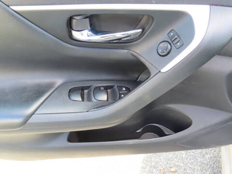 2017 Nissan Altima 2.5 SR