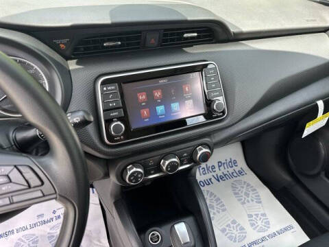 2025 Nissan Kicks Play S