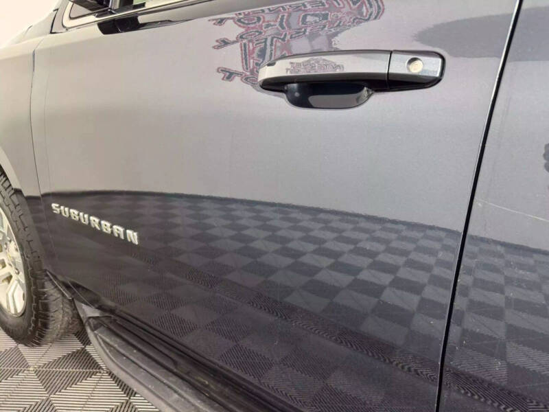 2019 Chevrolet Suburban LT