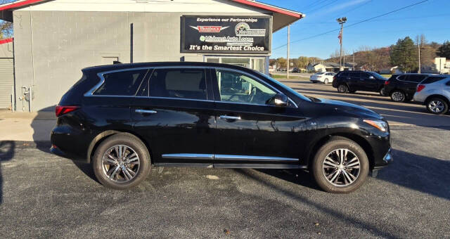 2017 INFINITI QX60 for sale at Bastian s Auto Outlet in Coal Valley, IL