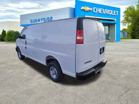 2025 Chevrolet Express 3500
