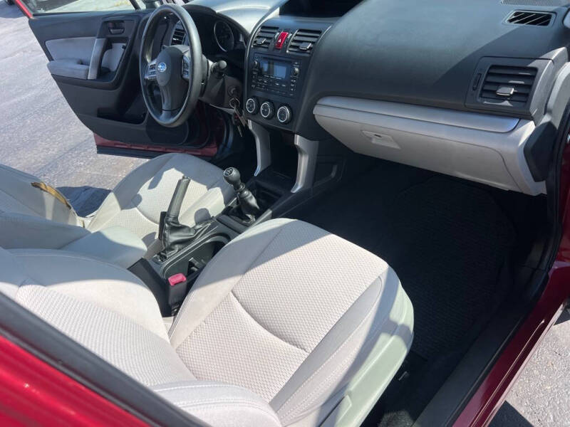 2014 Subaru Forester 2.5i