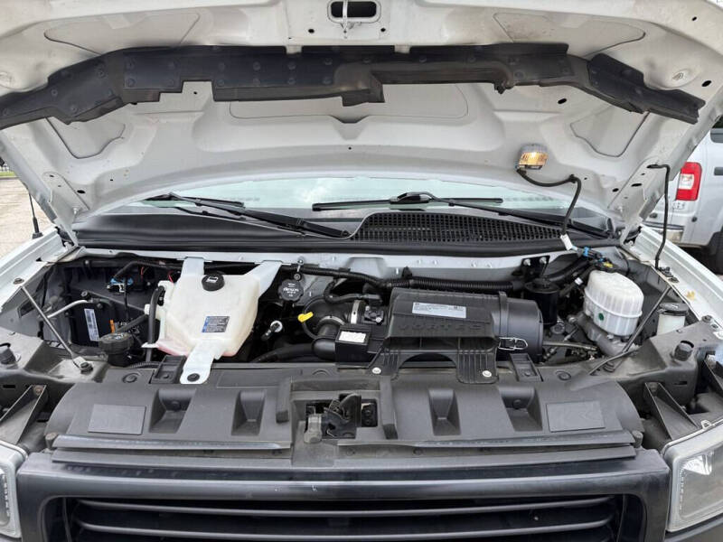 2019 GMC Savana 2500