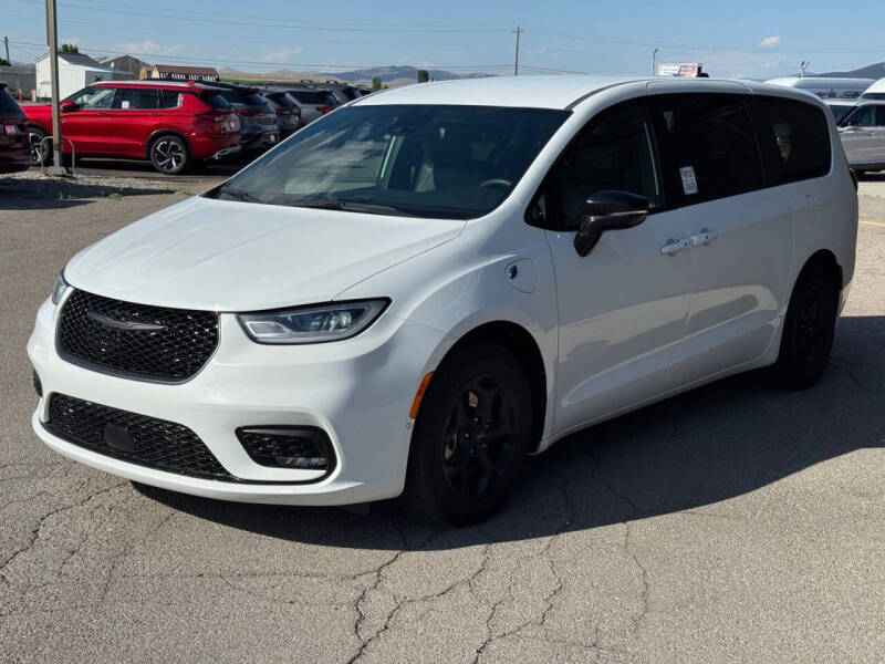 2024 Chrysler Pacifica Plug-In Hybrid