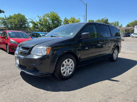 2016 Dodge Grand Caravan for sale at Universal Auto Sales in Salem OR
