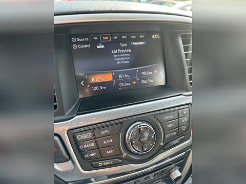 2017 Nissan Pathfinder Platinum