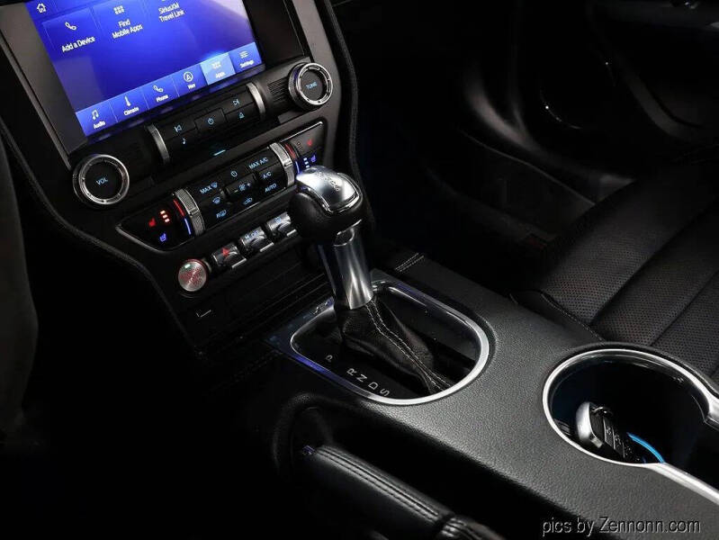 2022 Ford Mustang Mach 1