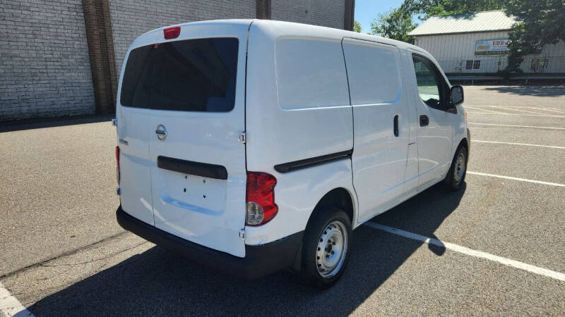2014 Nissan NV200 SV