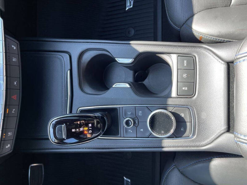 2024 Cadillac XT4 Sport