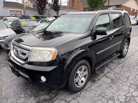 2009 Honda Pilot for sale at American Dream Motors in Everett WA