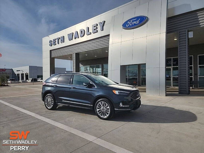 2024 Ford Edge Titanium's photo