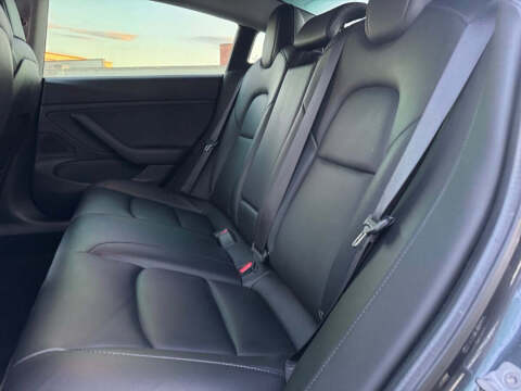 2019 Tesla Model 3 Mid Range