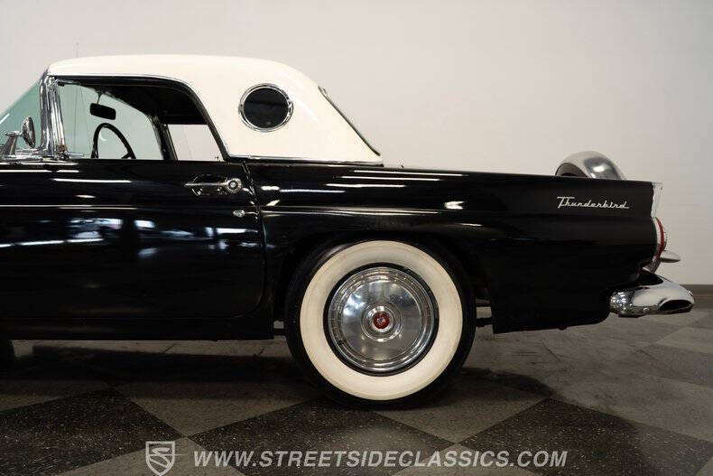 1956 Ford Thunderbird