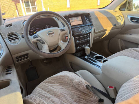 2013 Nissan Pathfinder SL