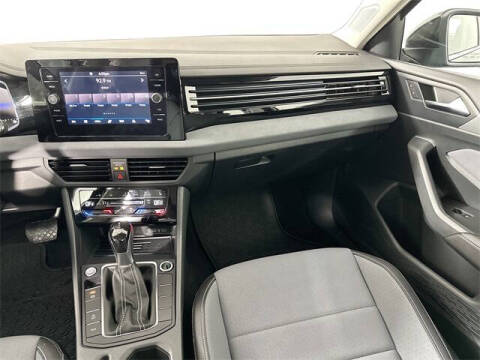 2025 Volkswagen Jetta SE