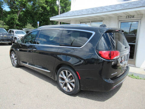 2017 Chrysler Pacifica Limited