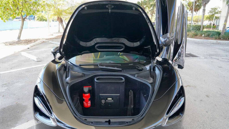 2021 McLaren 720S Spider Performance