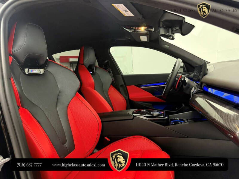 2025 BMW M5