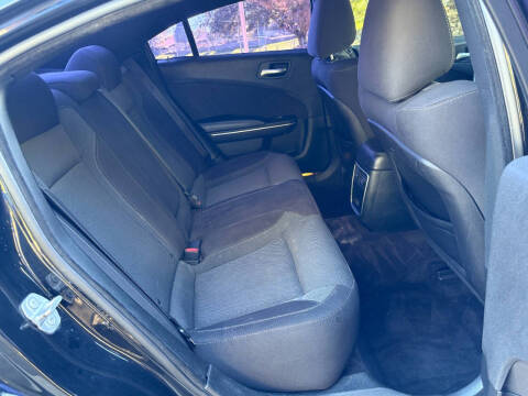 2017 Dodge Charger SXT