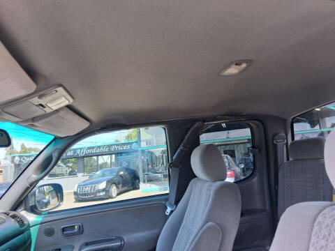 2005 Toyota Tundra