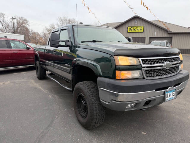 2005 Chevrolet Silverado 2500HD for sale at Car Smart Of St. Cloud in Saint Cloud, MN