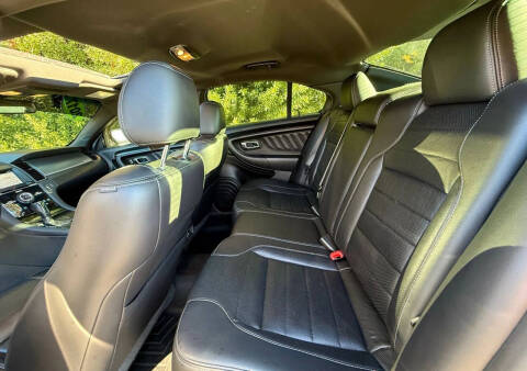 2017 Ford Taurus SHO