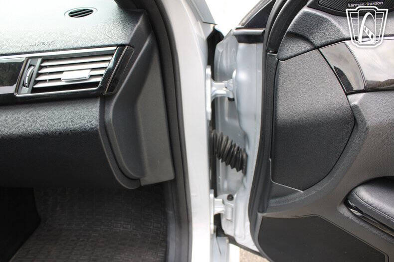 2010 Mercedes-Benz E-Class
