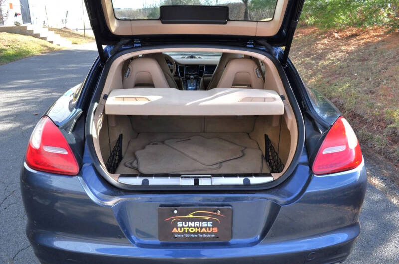 2012 Porsche Panamera