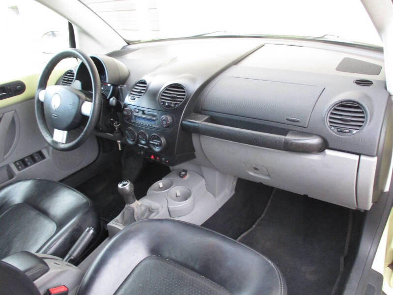 2003 Volkswagen New Beetle Convertible GLS