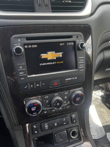 2017 Chevrolet Traverse LT