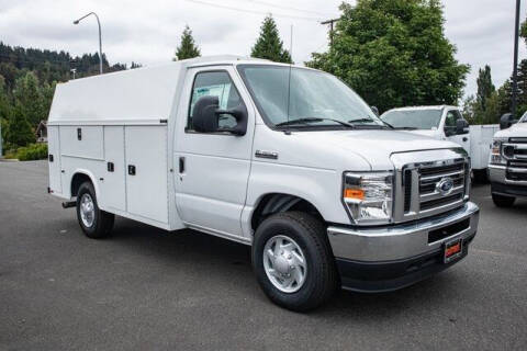 2022 Ford E-Series Chassis