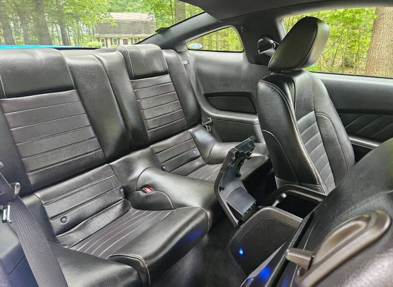 2010 Ford Mustang V6 Premium